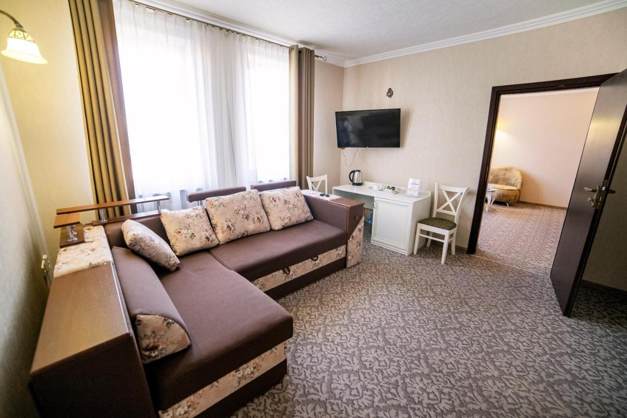Hotel Solomiya Truskavets Eksteriør billede